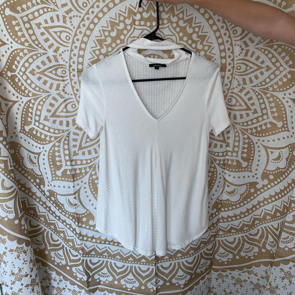 AMBIANCE white T-shirt with neck cutout